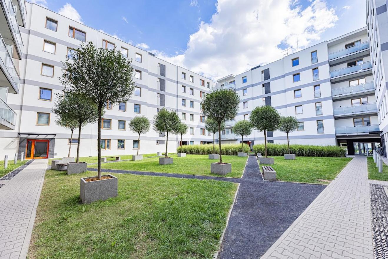 Fajny Apartament Z Parkingiem, Obok Metra. Varšava Exteriér fotografie