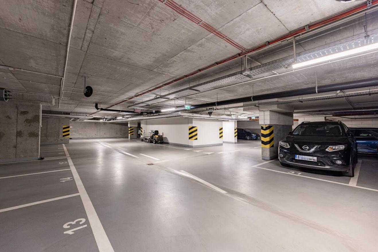 Fajny Apartament Z Parkingiem, Obok Metra. Varšava Exteriér fotografie