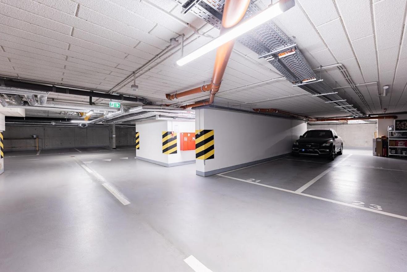Fajny Apartament Z Parkingiem, Obok Metra. Varšava Exteriér fotografie