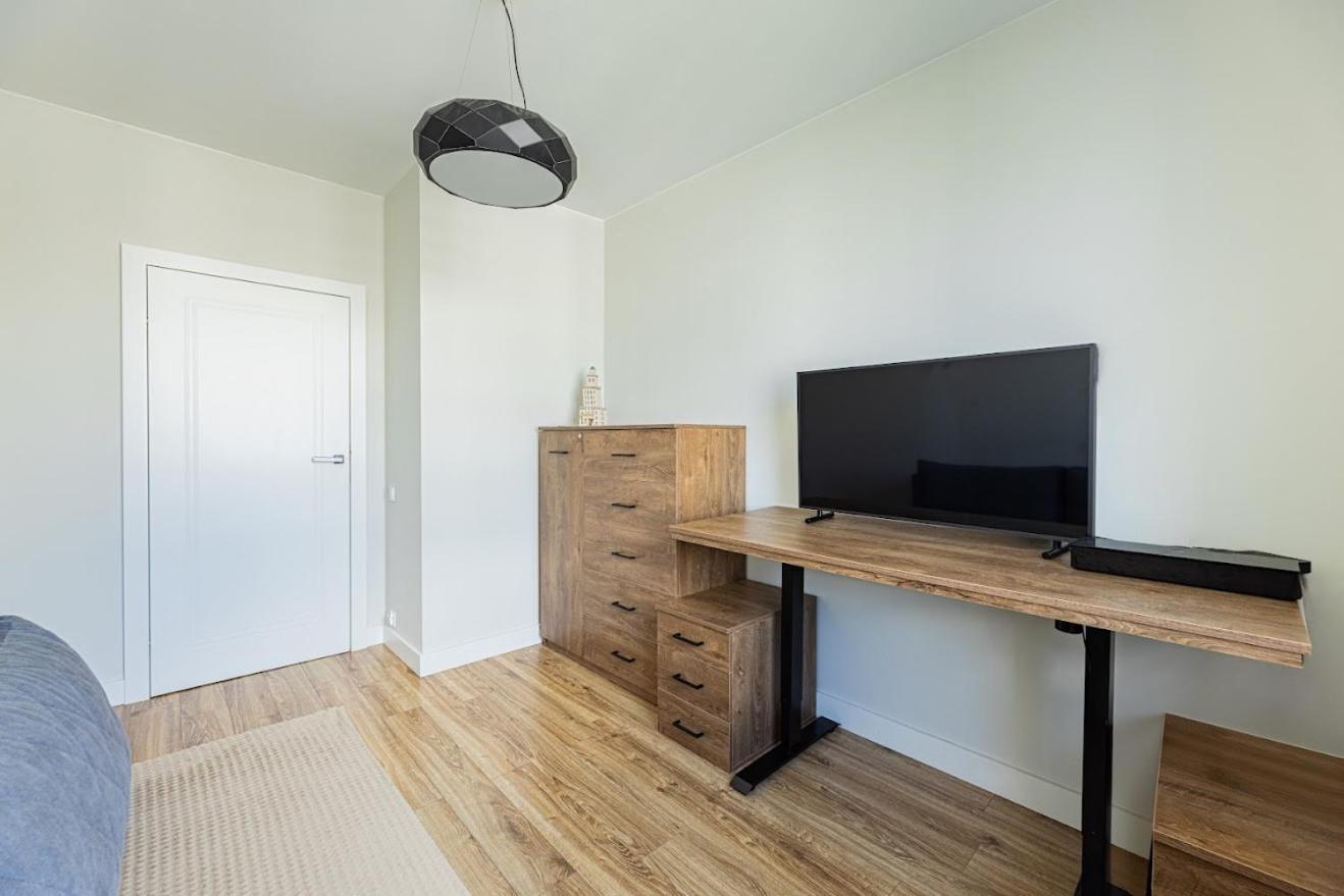 Fajny Apartament Z Parkingiem, Obok Metra. Varšava Exteriér fotografie
